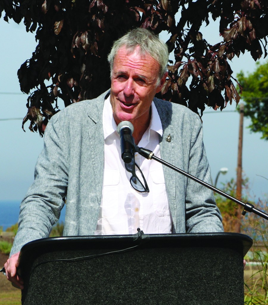 PHOTO BY ED TISHEL Sunday, September 28, 2014; The Irish American Archives Society’s dedication of the Johnny Kilbane Sculpture and Plaza, W. 74th and Fr. Frascati Drive, Battery Park: Sculptor Rowan Gillespie of Dublin Ireland says a few words to the crowd before the unveiling his creation, the sculpture, Johnny Kilbane: Fighting Heart.