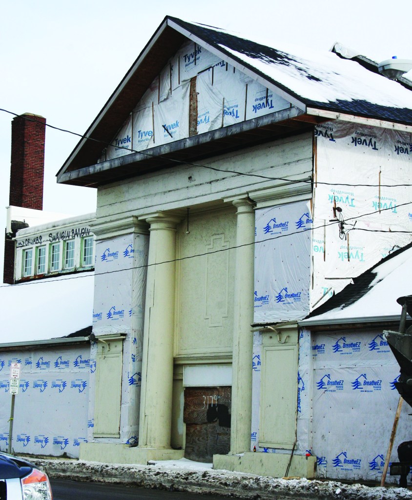 PHOTO BY DEBBIE SADLON Saturday, January 17, 2015; Aragon Ballroom building, 3179 W. 25th Street: at a January 22nd Public Meeting residents and stakeholders learned of a plan by Aragon Ballroom owner Ali Faraj to renovate the historic building as an event/conference center. The building’s occupancy was revealed as 1,200 people and the owner is seeking a D-5 Liquor Permit. The parcel has no parking of its own – the owner hopes to lease 500 spaces at Lincoln West High School. Area residents are requesting an additional meeting so questions about the proposed development can be answered.