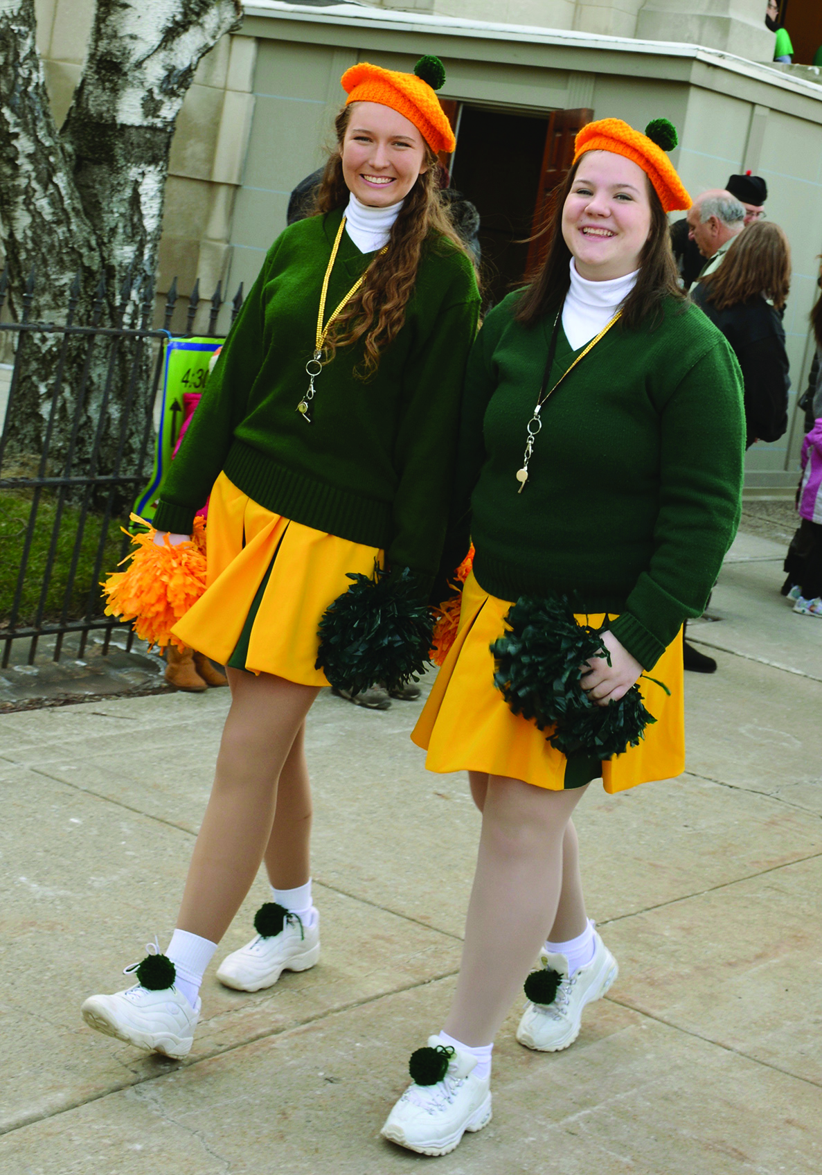 irish cheeerleaders
